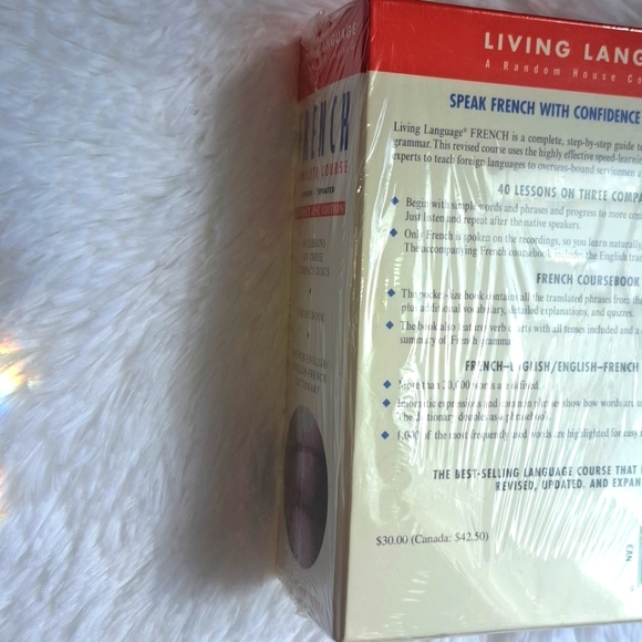 French: Complete Course (Book & CD) (English and French Edition) - Picture 3 of 4